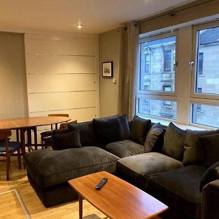 Stylish 2 Bed Accessible Flat Perfect Location Apartman Glasgow Kültér fotó