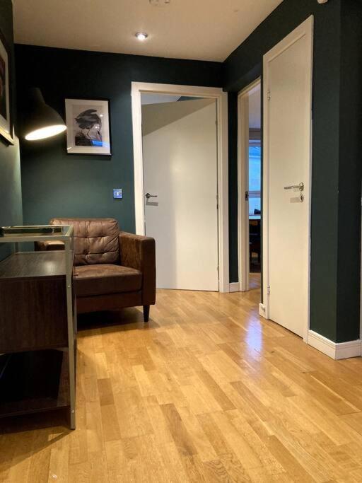 Stylish 2 Bed Accessible Flat Perfect Location Apartman Glasgow Kültér fotó